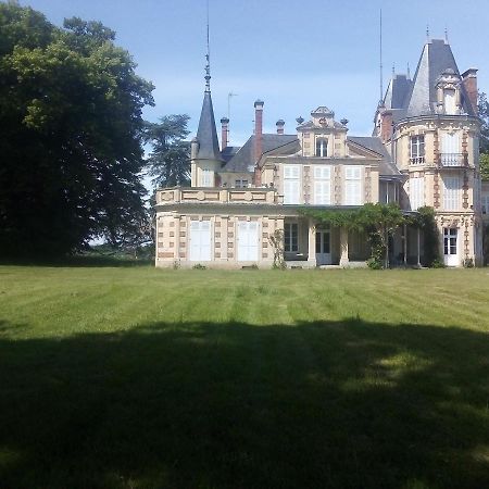 Challuy Chateau De Maucouvent מראה חיצוני תמונה