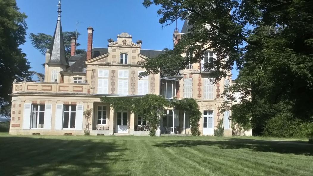 Challuy Chateau De Maucouvent מראה חיצוני תמונה
