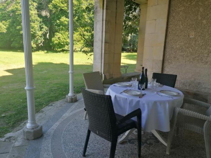 Challuy Chateau De Maucouvent מראה חיצוני תמונה