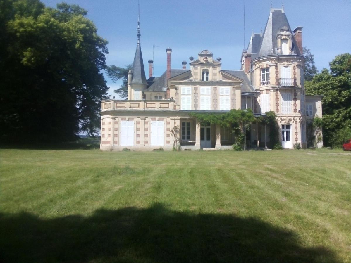 Challuy Chateau De Maucouvent מראה חיצוני תמונה